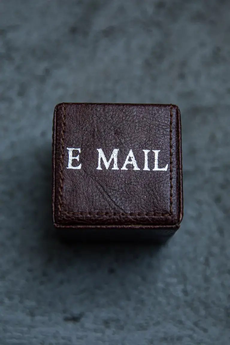 e mail marketing message compose concept